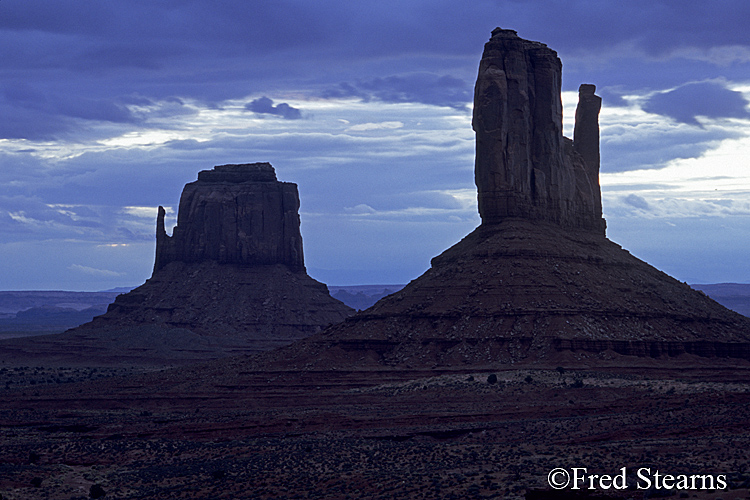 Monument Valley Lookout Point Sunrise