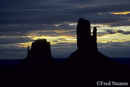 Monument Valley Lookout Point Sunrise