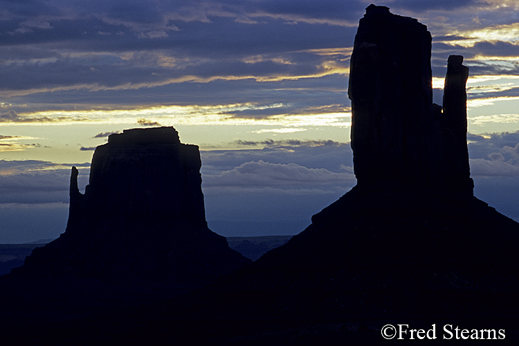 Monument Valley Lookout Point Sunrise