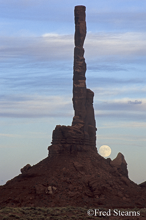 Monument Valley Moonrise